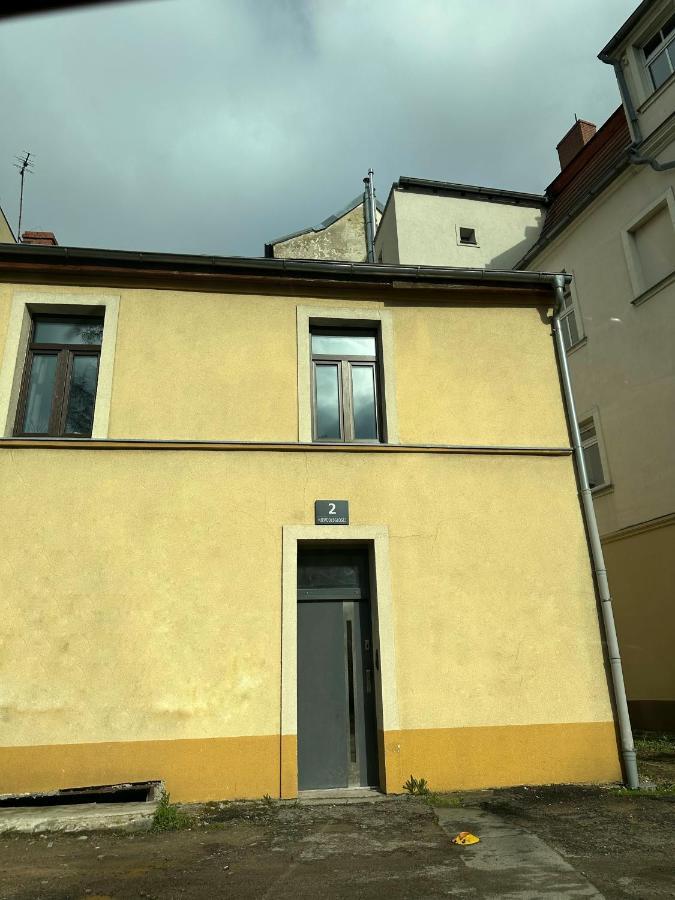 Loft Przy Placu Niepodleglosci Apartment Jelenia Góra Exterior foto